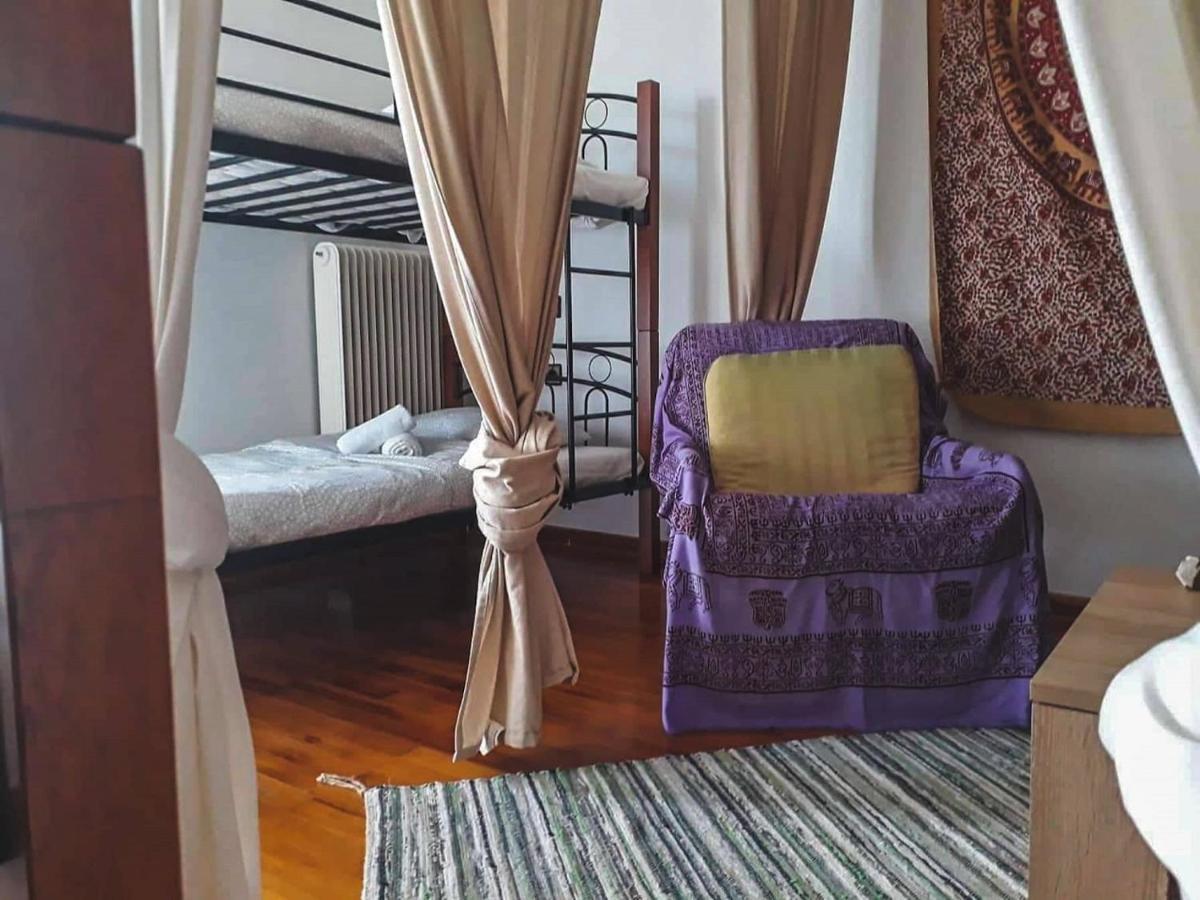 Urban Yoga House Hostel & Retreat يانينة المظهر الخارجي الصورة