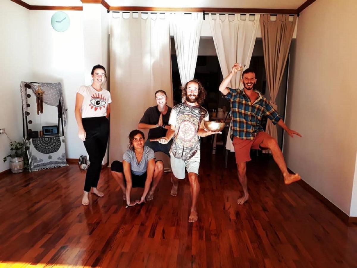 Urban Yoga House Hostel & Retreat يانينة المظهر الخارجي الصورة